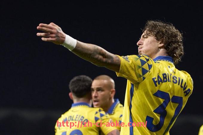 澳客足彩-世俱杯官方比赛计时系统维护方案与计时误差检测机制